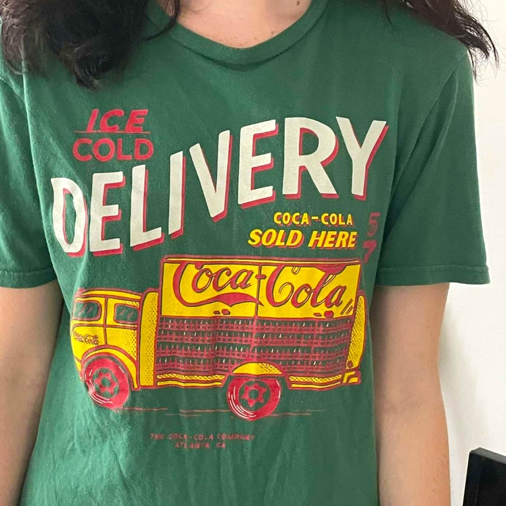 Coca-cola graphic t-shirt